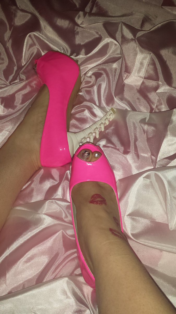 Send #cash &amp; #gifts #bitches
💰💸🔫👑💋

deliverycode.com/wishlist/4431

niteflirt.com/profile/Queen%…
<a href="/RTfeet/">Secret's foot Bitch</a> <a href="/RTpig/">Findom & Cam | Promo</a> @GeneralGrave