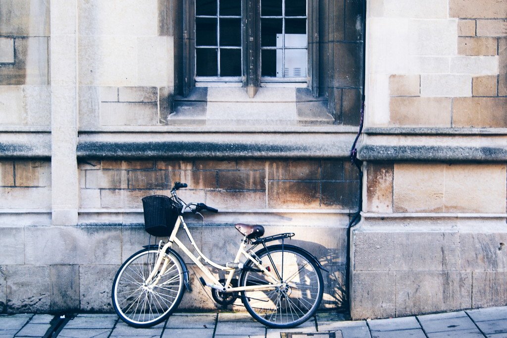 From poetry nights to farmers' markets - our alternative Oxford city guide: bit.ly/GKMOxford

#ttot #Oxford