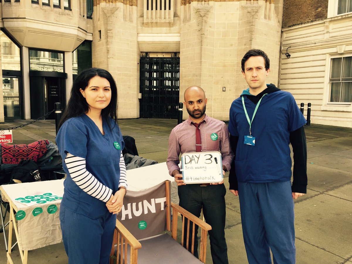 Ovi Roy (@0vi) on Twitter photo DAY 3 outside #DOH - Still no sign of <a href="/Jeremy_Hunt/">Sir Jeremy Hunt MP</a> #timetotalk #justhealth DAY 3 outside #DOH - Still no sign of <a href="/Jeremy_Hunt/">Sir Jeremy Hunt MP</a> #timetotalk #justhealth