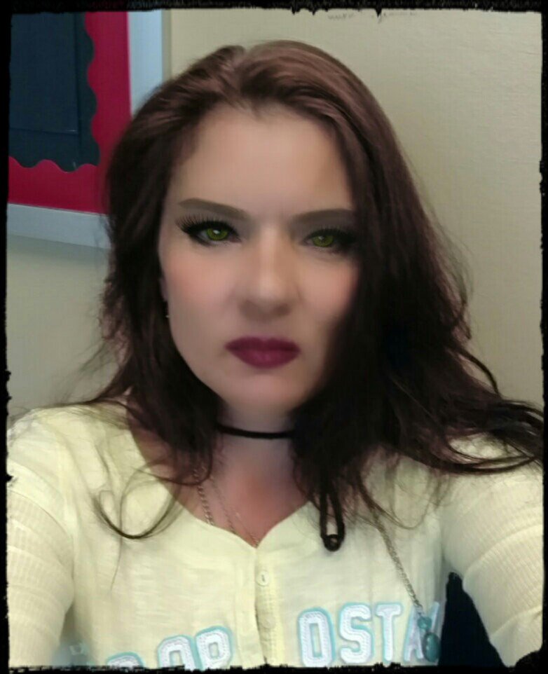 JoanieBFitzger2's tweet photo. #Selfie #AtHospital #BrainMatters https://t.co/N9HDu5Faaa