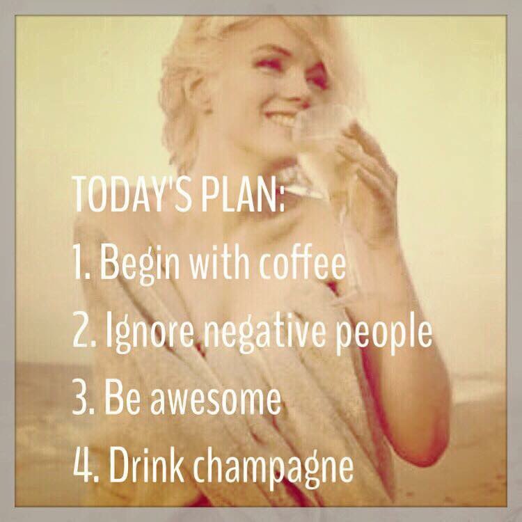 Hummingbirdhol's tweet photo. #happy Friday everyone https://t.co/kZ8KB2Oe3m