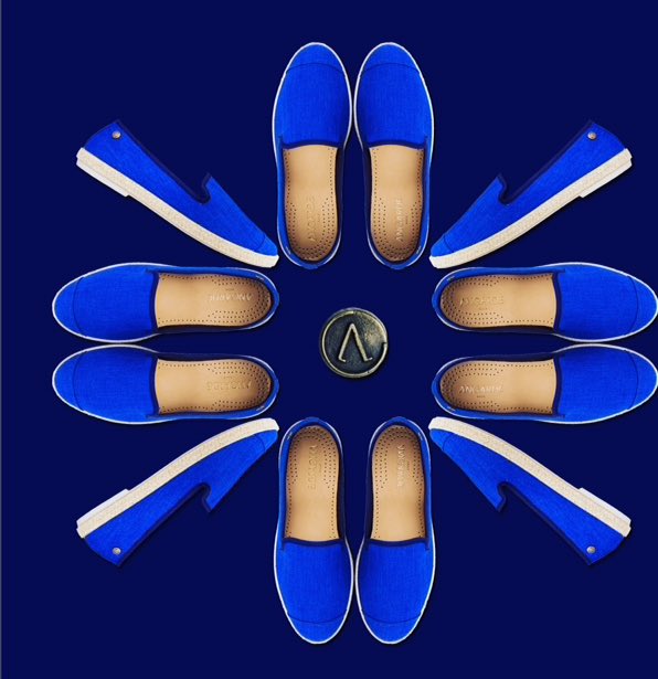 Angarde_shoes's tweet photo. Happy Sunny Friday! :) #Angarde #espadrilles #FridayFeeling https://t.co/eyOxctOLWs
