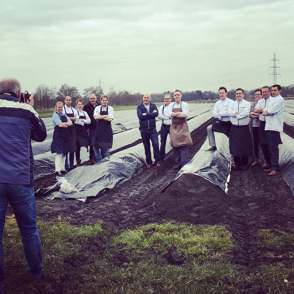 Yes het asperge seizoen 2016 geopend #aspergeoogstfeest