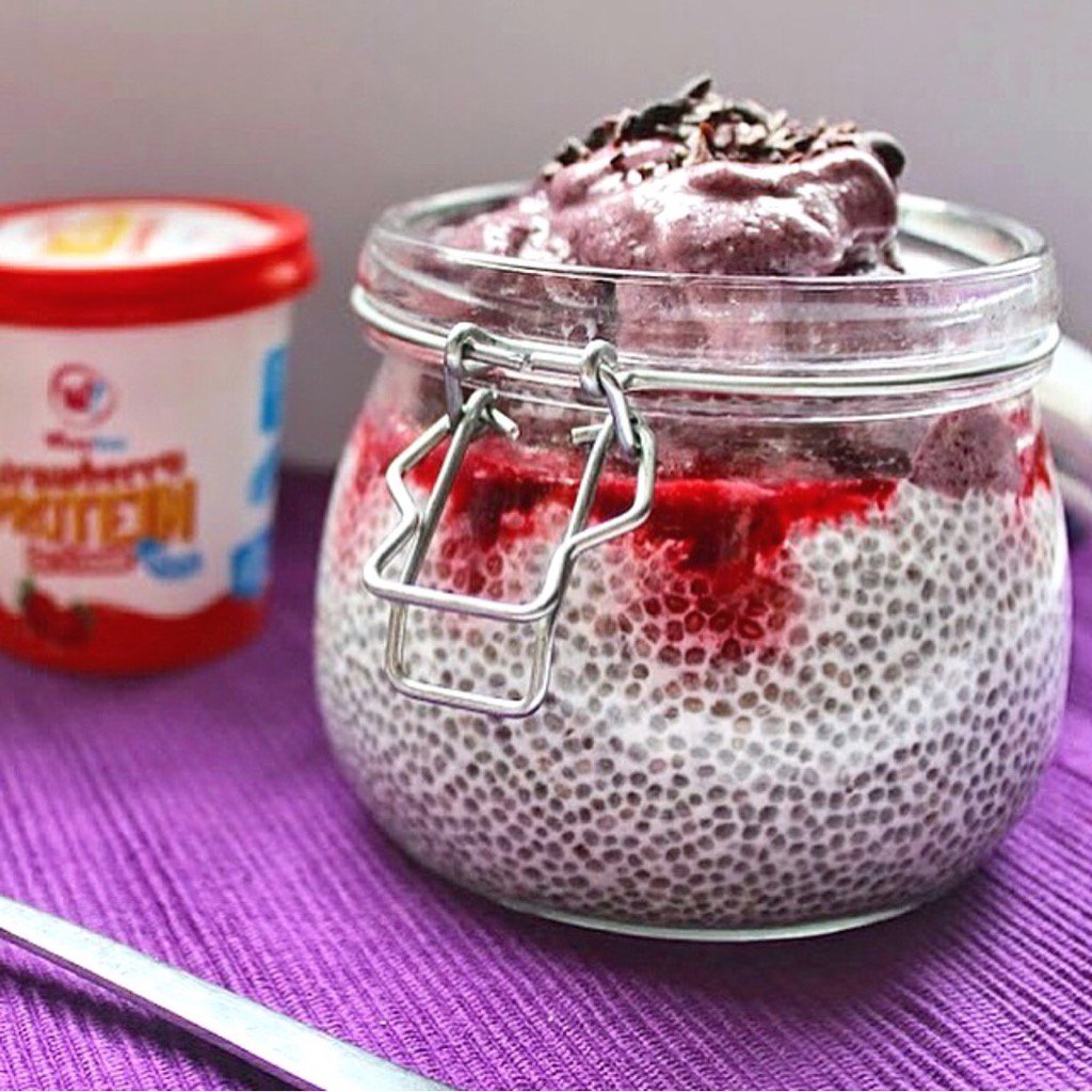 WheyheyIreland's tweet photo. Friday morning food envy courtesy of the lovely @SpamellaB &amp; her amazing Wheyhey coconut chia seed pot 😋🍦🙌😊 #Wheyhey https://t.co/BqAGquJpeX