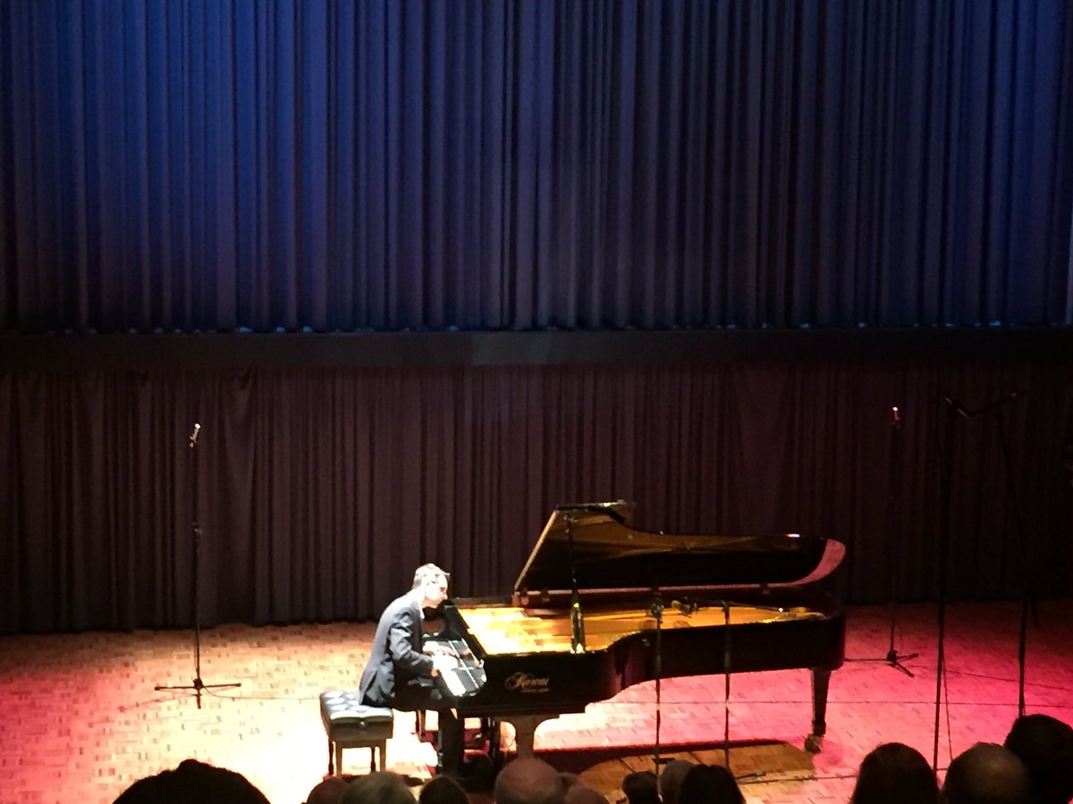 Steve Newcomb performing as part of the Piano Series <a href="/qldcon_jazz/">QCGU Jazz</a> #doublebill #qcgu16