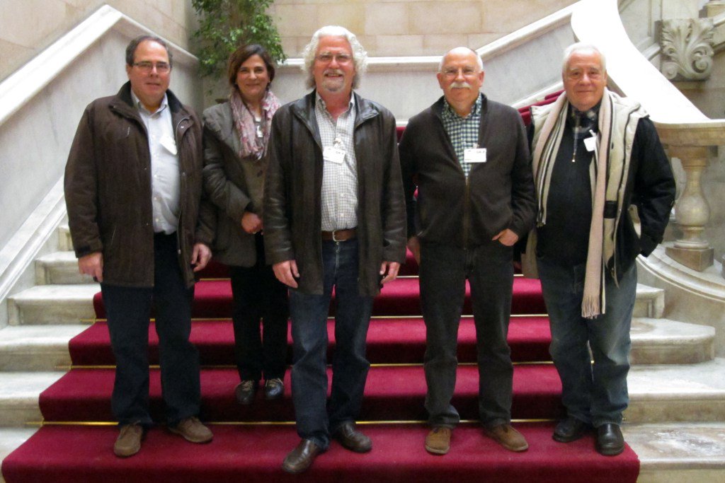 La Plataforma Soterrament FGC ARA trasllada als grups parlamentaris el procés a favor del… soterramentara.wordpress.com/2016/03/29/la-…