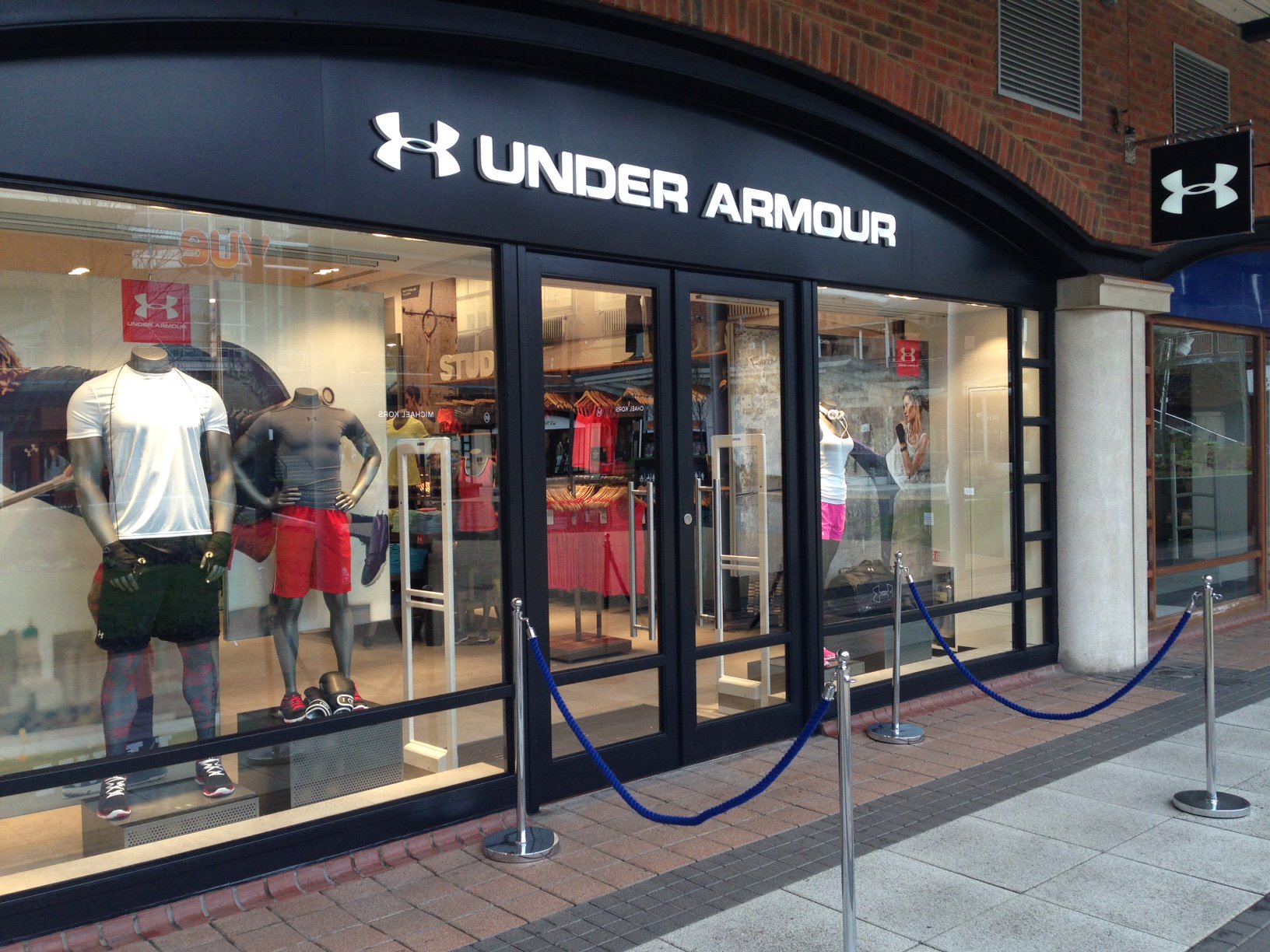 Under armour best sale uk outlet store