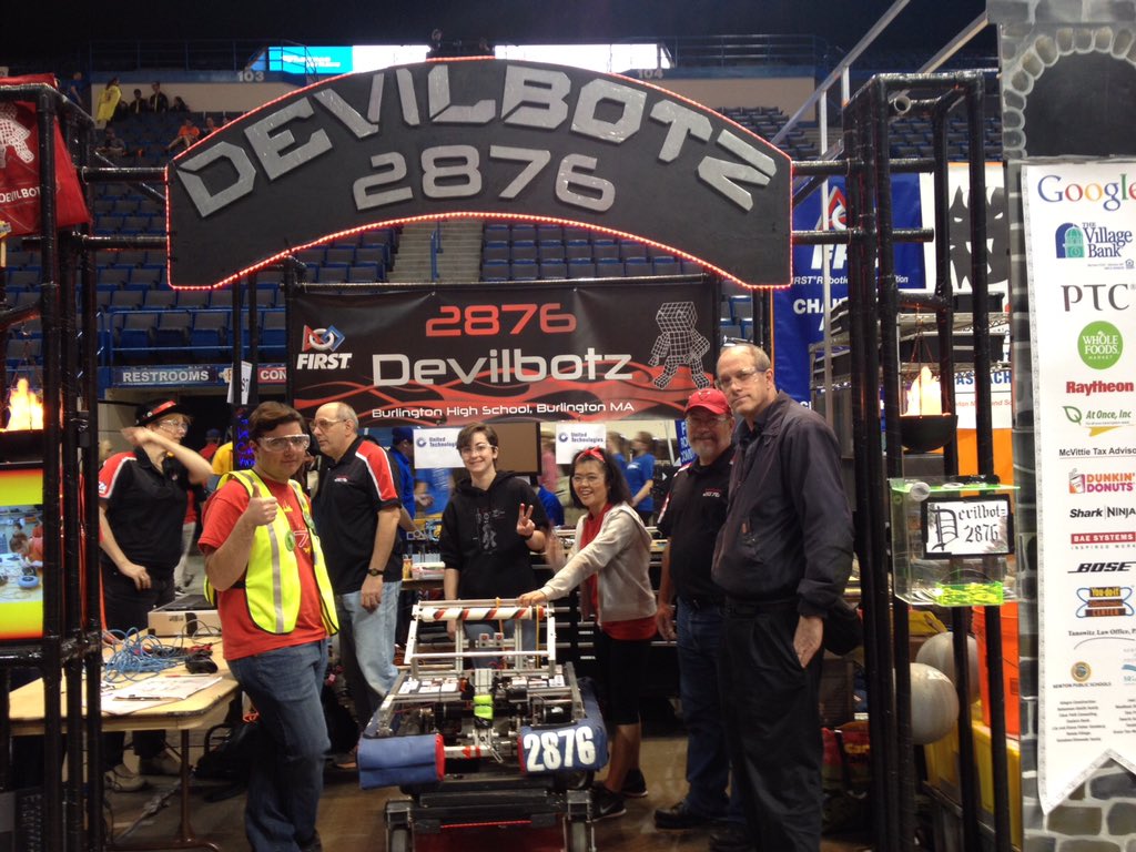 <a href="/BHSRobotix/">DevilBotz 2876</a> Devilbots have an awesome pit! <a href="/NEScavengerHunt/">NE Scavenger Hunt</a> <a href="/ApplePi2067/">Apple Pi Robotics</a> #NEHunt Task 10