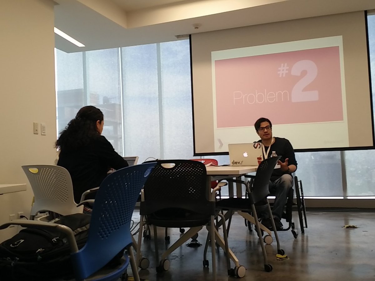 victor_ruiz's tweet image. @degranda10 da inicio al día 5 de #GoogleLaunchpadWeek #CDMX #SocialImpact en @ideaGentera