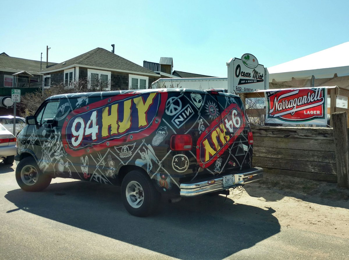94HJY's tweet photo. Who's ready to party today with @94HJY and @Gansettbeer at @OceanMistBar! #springbrake2016 https://t.co/kYR8v9e4N7