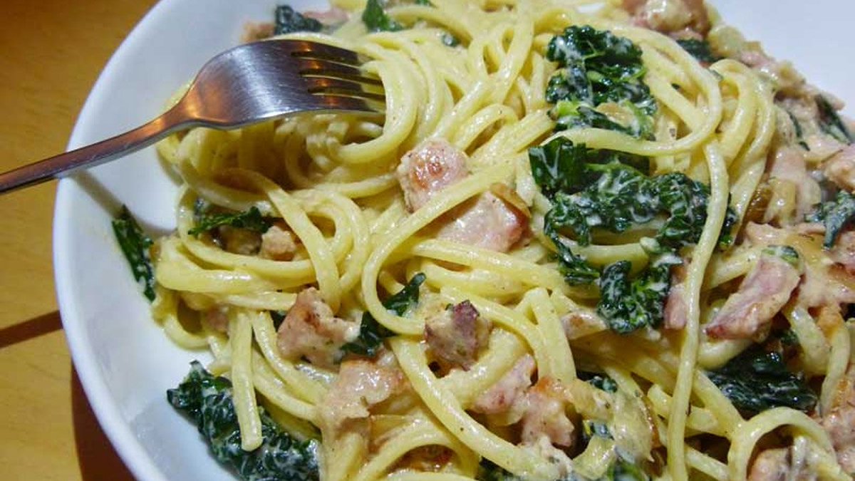 Make your own healthy, homemade pasta sauces for a delicious dinner: bit.ly/1qucfpZ (📷 @MsPurplePumpkin)