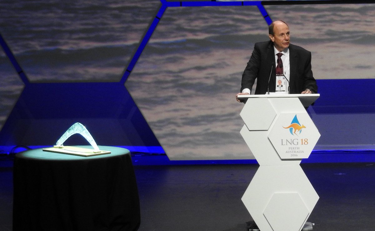 LNG18Perth's tweet photo. Mr Grant King, Chair of  #LNG18 National Organising Committee commences the official closing proceedings of LNG18. https://t.co/Q8dtOEgXxh