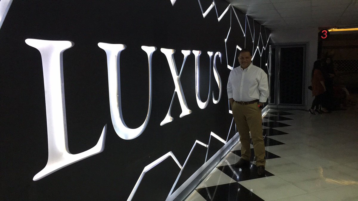 ClubFoodiesRUs's tweet photo. #LuxusGrand #FoodiesRUs #Food #Celebrities who won food competition. Bravo !! #AsadSheikh @AsadFoodie @tipu67 https://t.co/iwlHQ6lRtA