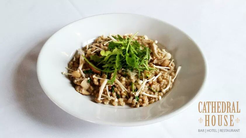 cathedralhouse1's tweet photo. From our NEW Vegan Menu!
PEARL BARLEY, WILD MUSHROOM &amp; ROCKET RISOTTO #vegan #glasvegan #vegetarian #glasgow #menu https://t.co/Qrg3CVq9PH