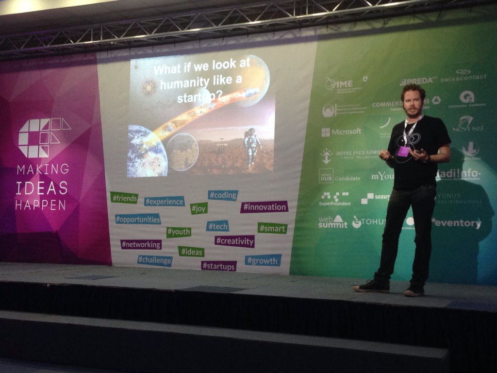 IvanHernandez_'s tweet image. Interesting question: "What if we look at humanity like a #startup." David @Passiak #Codeference #Codefest