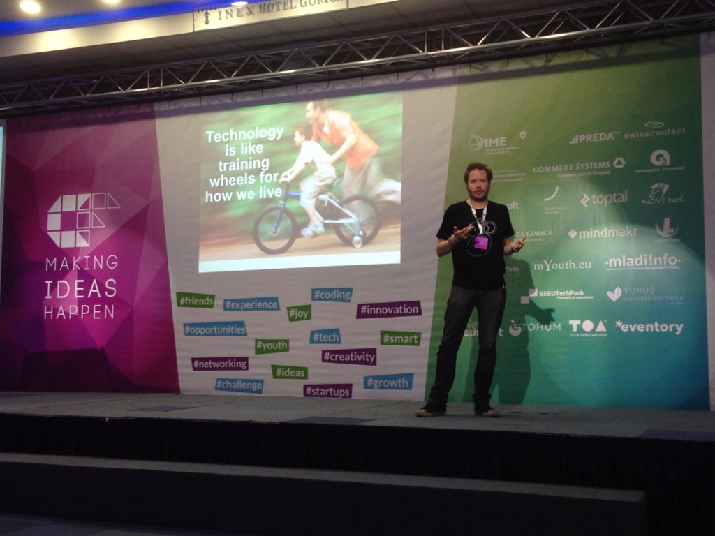 IvanHernandez_'s tweet image. &quot;#Technology is like training wheels for how we live.&quot; David @Passiak #Codeference #Codefest