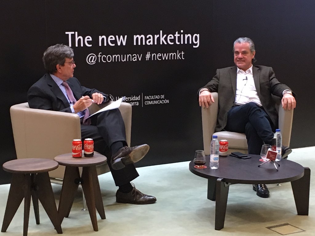 fcomunav's tweet photo. .@MarcosdeQuinto "Independientemente de a lo que te dediques, todo es marketing. Por eso es importante" #newmkt https://t.co/bVuhumgbH8