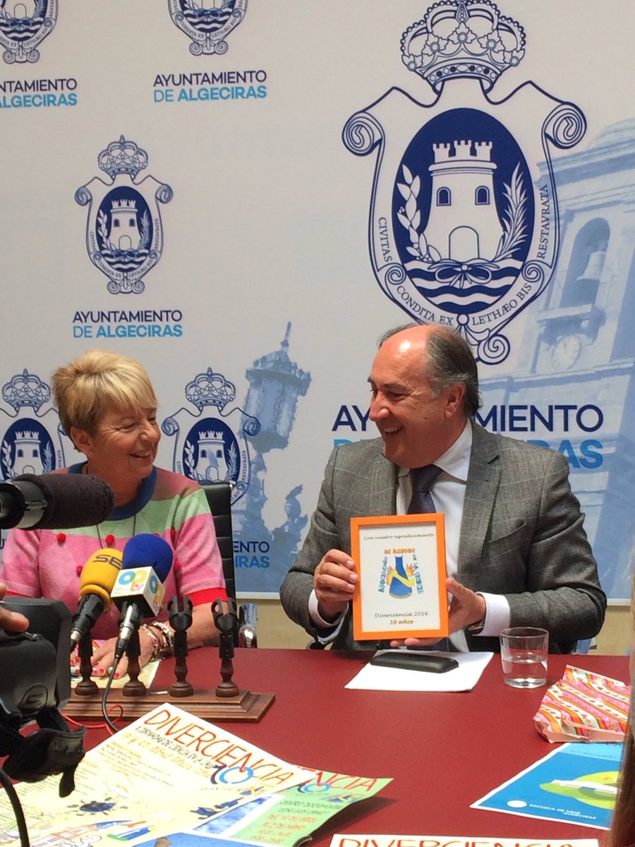 "La ciencia ciudadana es el futuro y #Diverciencia es pionera en Algeciras en este campo" <a href="/aytoalgeciras/">Ayto. de Algeciras</a>