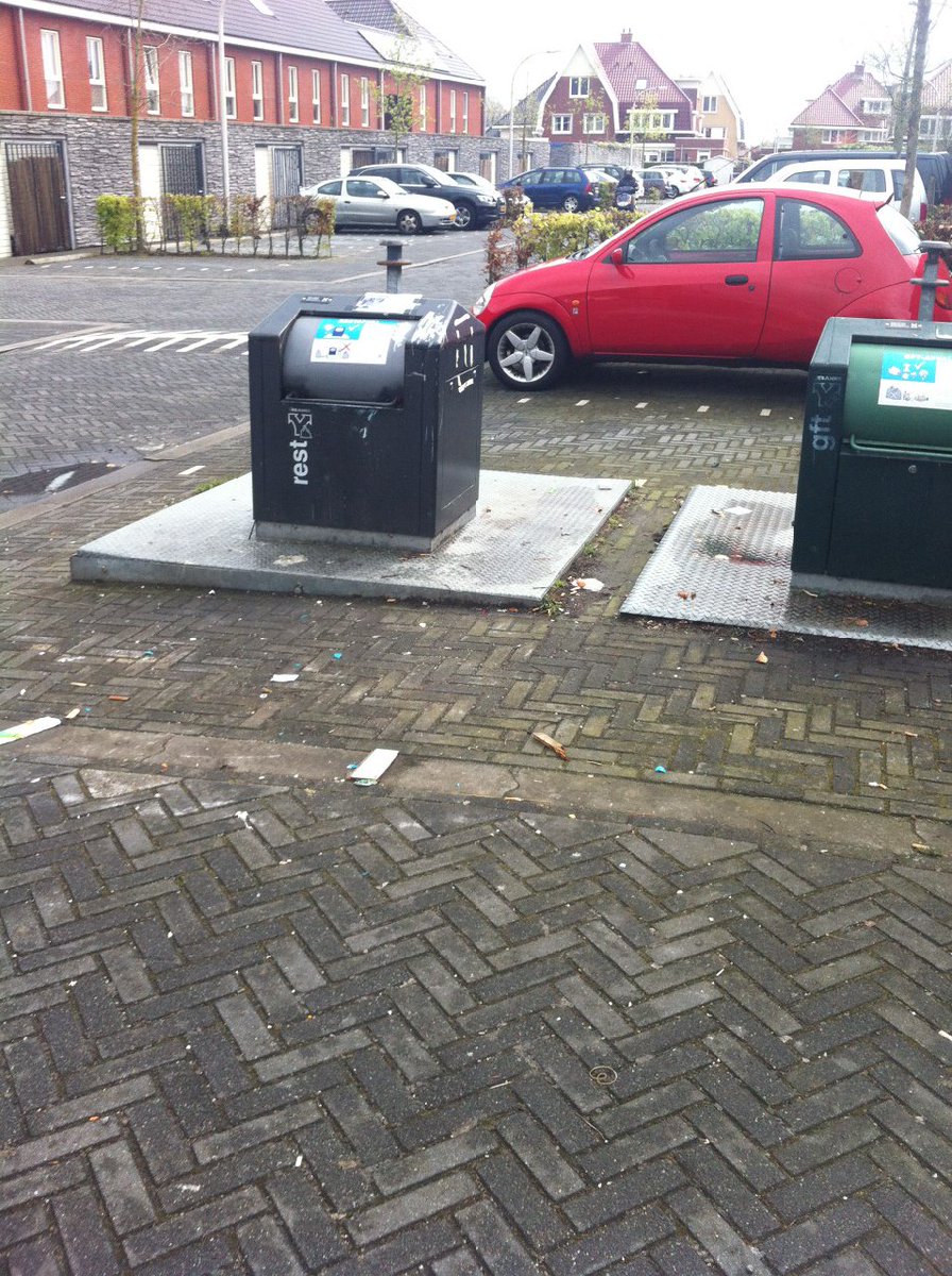 jol_de_vr's tweet photo. Wow, het is weg. Hopelijk blijft het zo. #Woensdrechthof #zestienhovenlaan #Pijnacker-Nootdorp https://t.co/oCHSbwjw5L