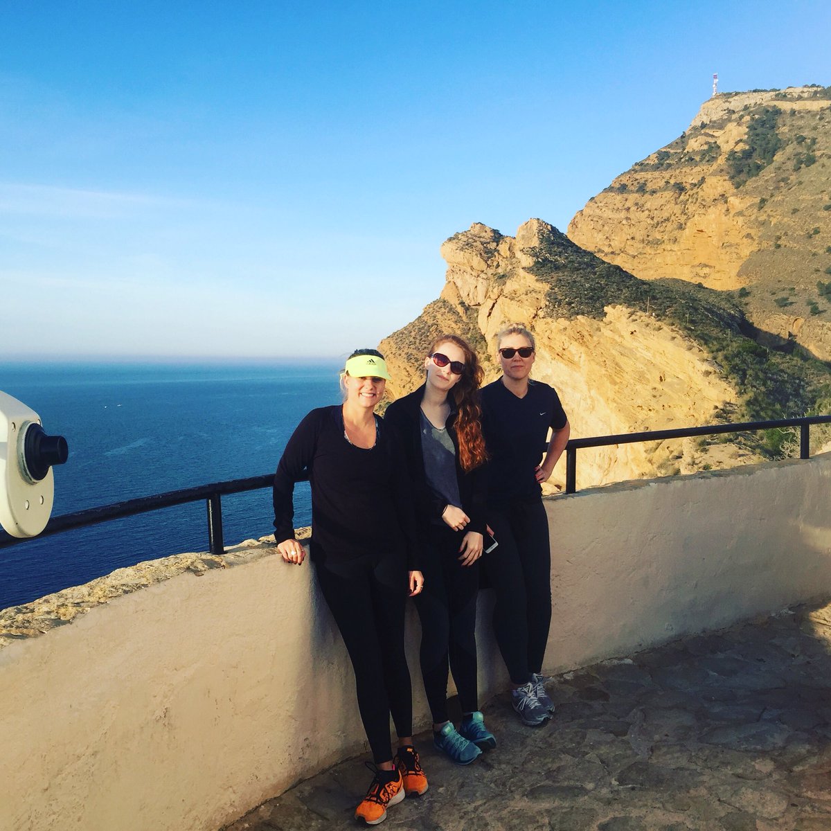 topleftdesign's tweet photo. We are being so healthy here on the #TLDYogaRetreat (4 days in Alicante, Spain) #TeamBonding https://t.co/Ji34Og9hC4