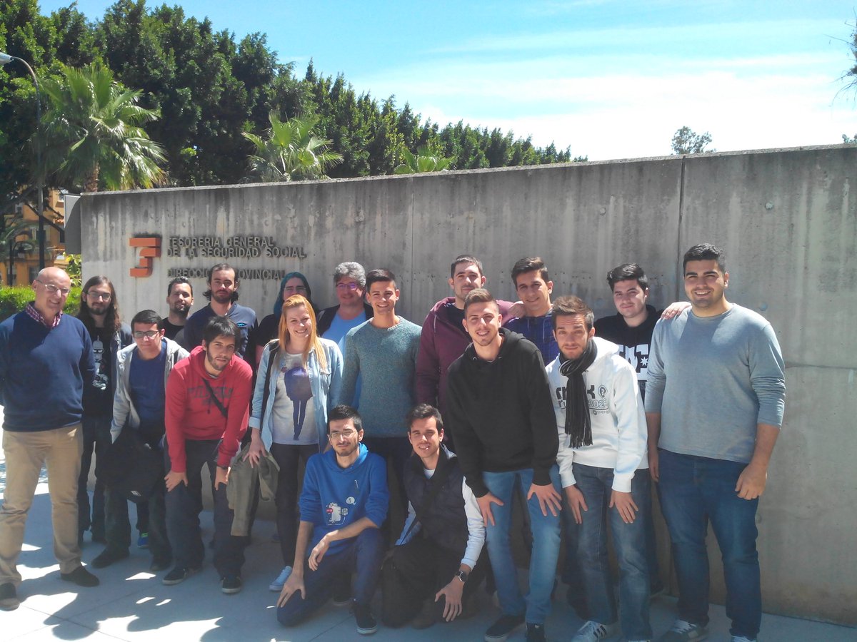 emoyanocar's tweet photo. Gracias a @info_TGSS el trato recibido y la profesionalidad demostrada en la visita del #2CFGSDAM del @CESSanJoseMa https://t.co/5iiM7f3rBJ