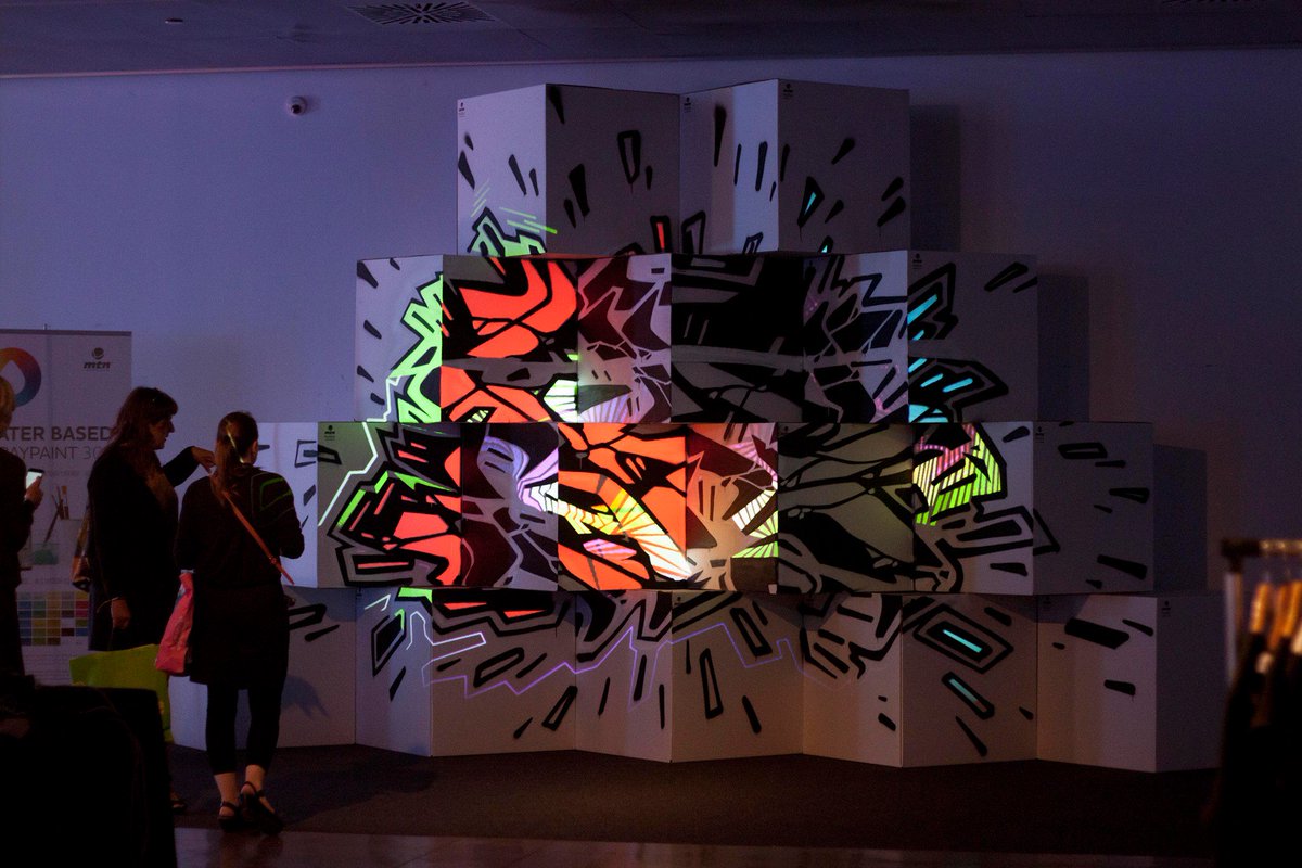 phenomenaltf's tweet photo. Y en el patio exterior de @CafeSiete, #graffmapping de #richarsantana https://t.co/2nLE5yQwCK #NUMAcircuit016 https://t.co/an3VzzHn9M