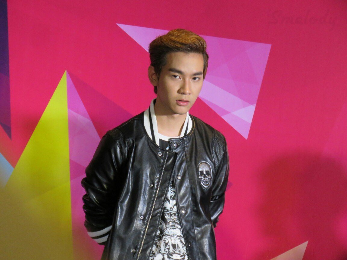 sukruthaiM's tweet photo. @KiimMon ถึงจะทำน่าโหดแต่อยู่ในโหมดเป็นเมะ 555555 #คิดถึงจัง #ปารูปสด https://t.co/1Vq9FPUm63