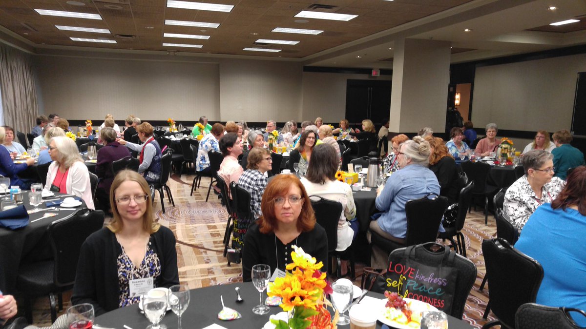 Sallison948's tweet photo. #PAUMCS2016 Friday morning breakfast.  #yummy. #greatfellowship https://t.co/IIpjbjKL5D