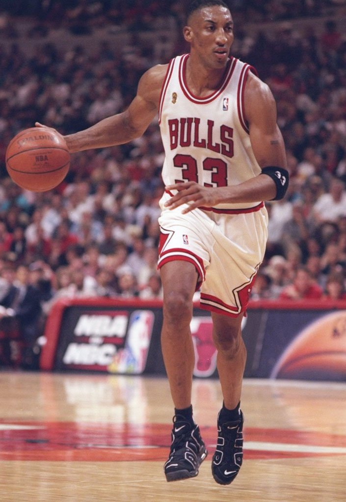 Scottie Pippen wearing the Nike Air 