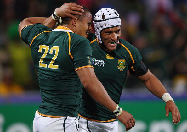 1GioAplon's tweet photo. Happy Bday @JuanDeJongh hope u have a blessed day...geniet hom champ!!#roompa #parrie #legendofaman ππβ³π°π·πππ https://t.co/85q6azzqhW