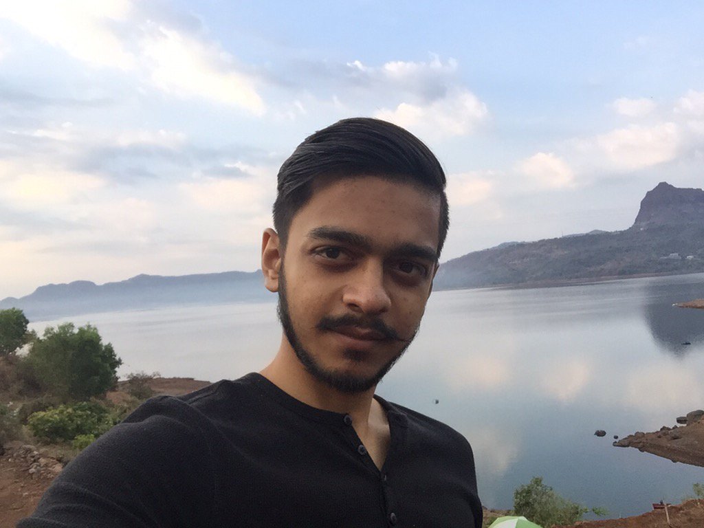 Harshpopeye's tweet photo. @Olacabs #OlaMatchMania #MI #Mumbai #BlueLake #Pawnaaa https://t.co/VJYHP7d49w