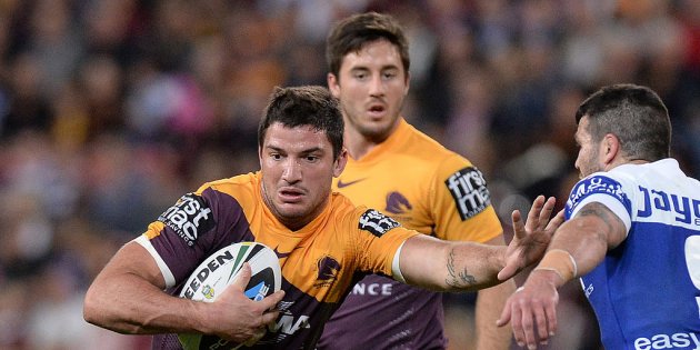 Sharks join chase for Bronco Matt Gillett zerotackle.com/sharks-join-ch…