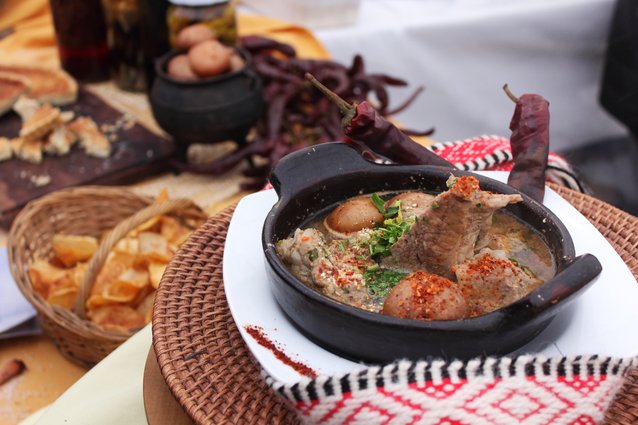 MarcaChile's tweet photo. Turismo celebra el Día de la Cocina Chilena este 15 de abril #DiaDeLaCocinaChilena https://t.co/ancJZPxNlq https://t.co/gTzQZT4kRJ