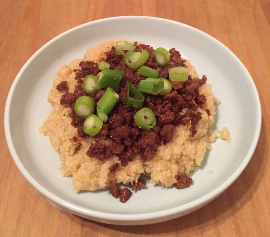 TheFBombBlog's tweet image. Chloe's latest recipe: Spicy Korean Faux Beef Bowl with Quinoa buff.ly/1MrtSB6. #FoodBlog