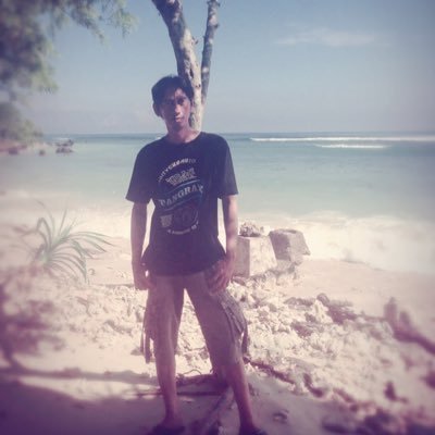 rahmat_Aj03's tweet photo. @arifingibran2....WANTED bw uang 3 jt + 120 butir ekstasi // hati2 akun palsu // Lg di cari anak buah freddy budiman https://t.co/2hF1iBUanK