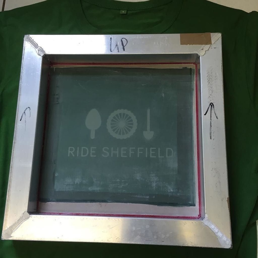 18bikes's tweet photo. @ridesheffield tees getting printed ready for sale at the race tomorrow!
#weprintthings #l… https://t.co/Yr8wMfCXiO https://t.co/XeO4OMPXgA