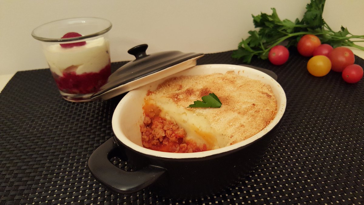 Christophe 🐦 (@chris_trends) on Twitter photo Vendre 30 hachis Parmentier sur <a href="/MenuNextDoor/">Menu Next Door</a>, ça rapporte combien ? #uberizeme trends.levif.be/economie/entre… #uber Vendre 30 hachis Parmentier sur <a href="/MenuNextDoor/">Menu Next Door</a>, ça rapporte combien ? #uberizeme trends.levif.be/economie/entre… #uber
