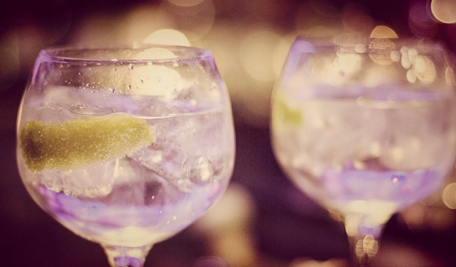 Foodlovertour's tweet photo. Mary Boone Bar combine a la perfección Cocktails, Deep House y Arte! @MaryBooneBar #bcn https://t.co/2S6ODzrceI https://t.co/Be3YEfRv1c
