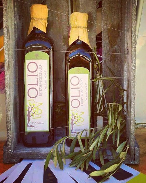 OlioBisceglia's tweet photo. #libando16 #streetfood #urbanfood #aziendabisceglia e #sweetlab @AntonellaBisceg #weareinpuglia https://t.co/tez1nZBIa0