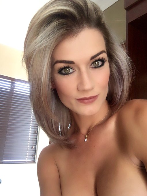 Freaking LOVE Fridays!!  ❤️❤️❤️ https://t.co/F70CWqELmN<a href="/tag/nikkiduplessis"class="tags"><span>#nikkiduplessis</span></a><a href="/tag/missnude2016"class="tags"><span>#missnude2016</span></a>