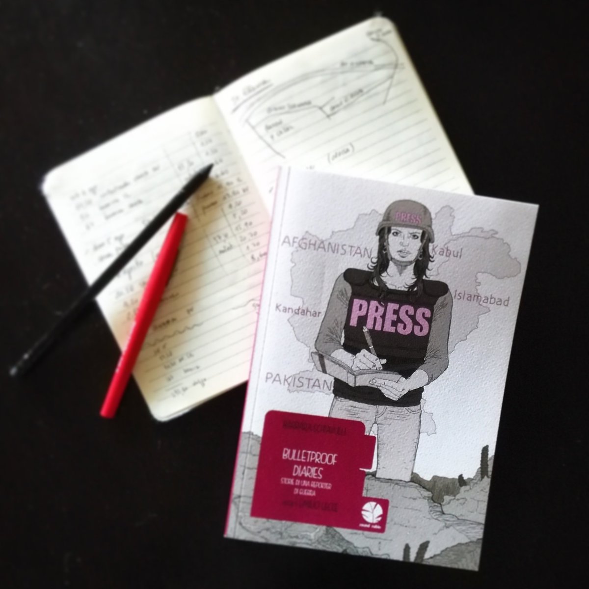RoundRobined's tweet photo. #bulletproofdiaries #storie di una #reporter di #guerra di @schiavulli e @emilio_lecce #nonchiamatelasoloeditrice https://t.co/Jl9WKSdWYO