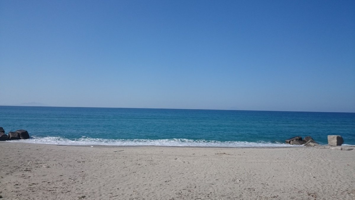 justSLF's tweet photo. #sunnyday #Sicily #Sicilia https://t.co/Z18FUxsOTV