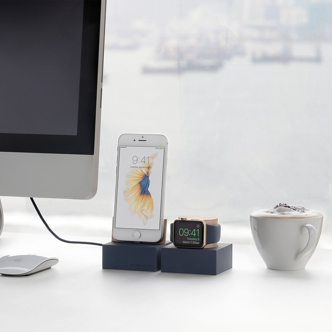 Native_Union's tweet image. Daydreaming at the NU office with our DOCK Collection in Midnight Blue #techrefined