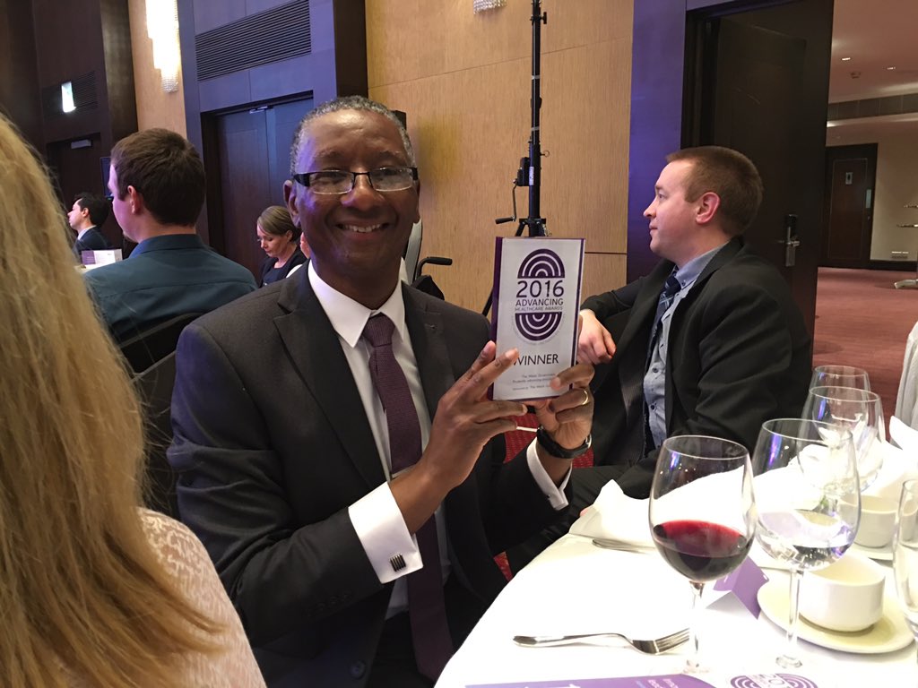 Hendri12Steve's tweet photo. We did it. #AHAWARDS. https://t.co/LRwOf4gRR0