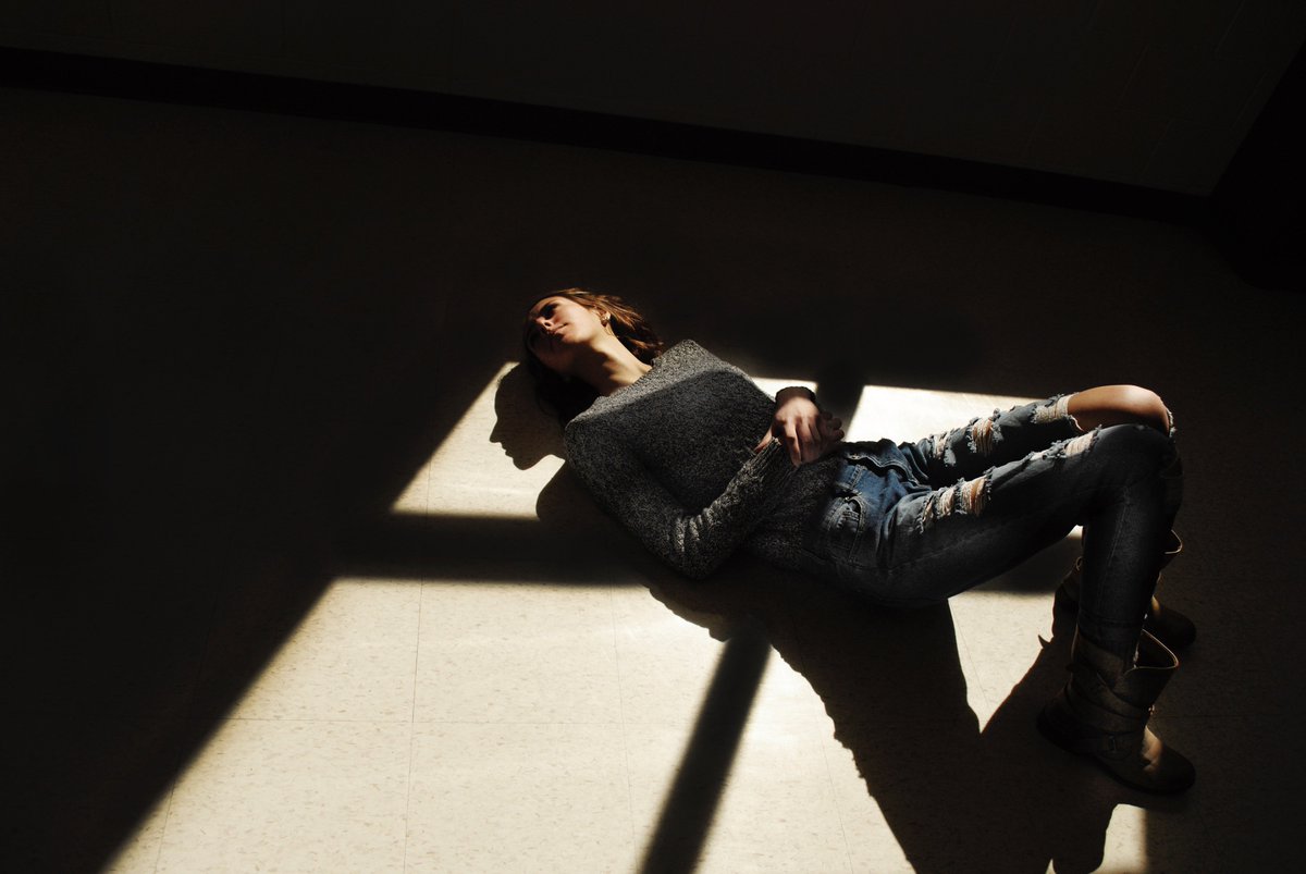 bellafiore3's tweet photo. @PewaukeeHS DigiPhoto1 portrait assignment love these #FabArtsFri #k12artchat #artsed #photography https://t.co/c15CINwXjq
