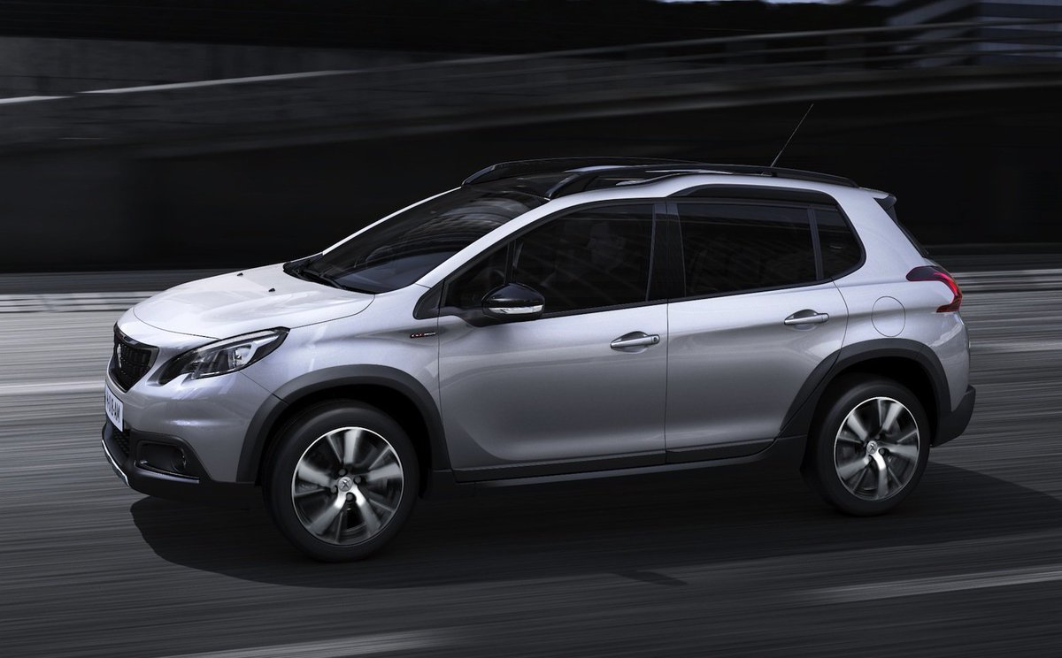 Peugeot Italia tweet media