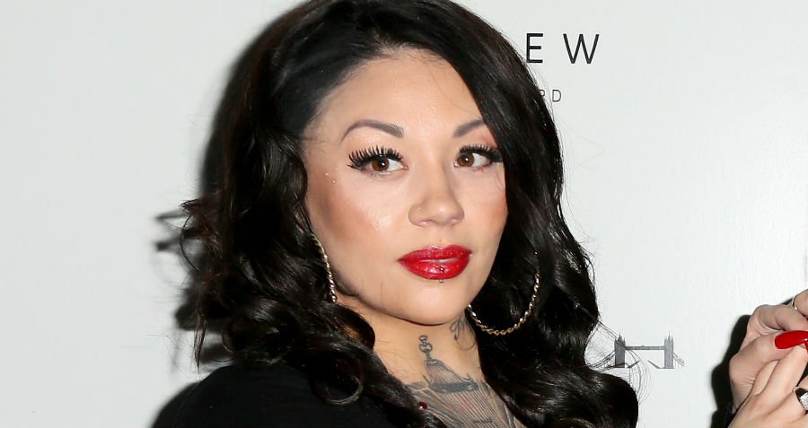 beautie's tweet photo. Ex-Sugababe Mutya Buena does not take any guff from body-shamers https://t.co/Wmj5JcLjcQ https://t.co/TbEpcCyYlk