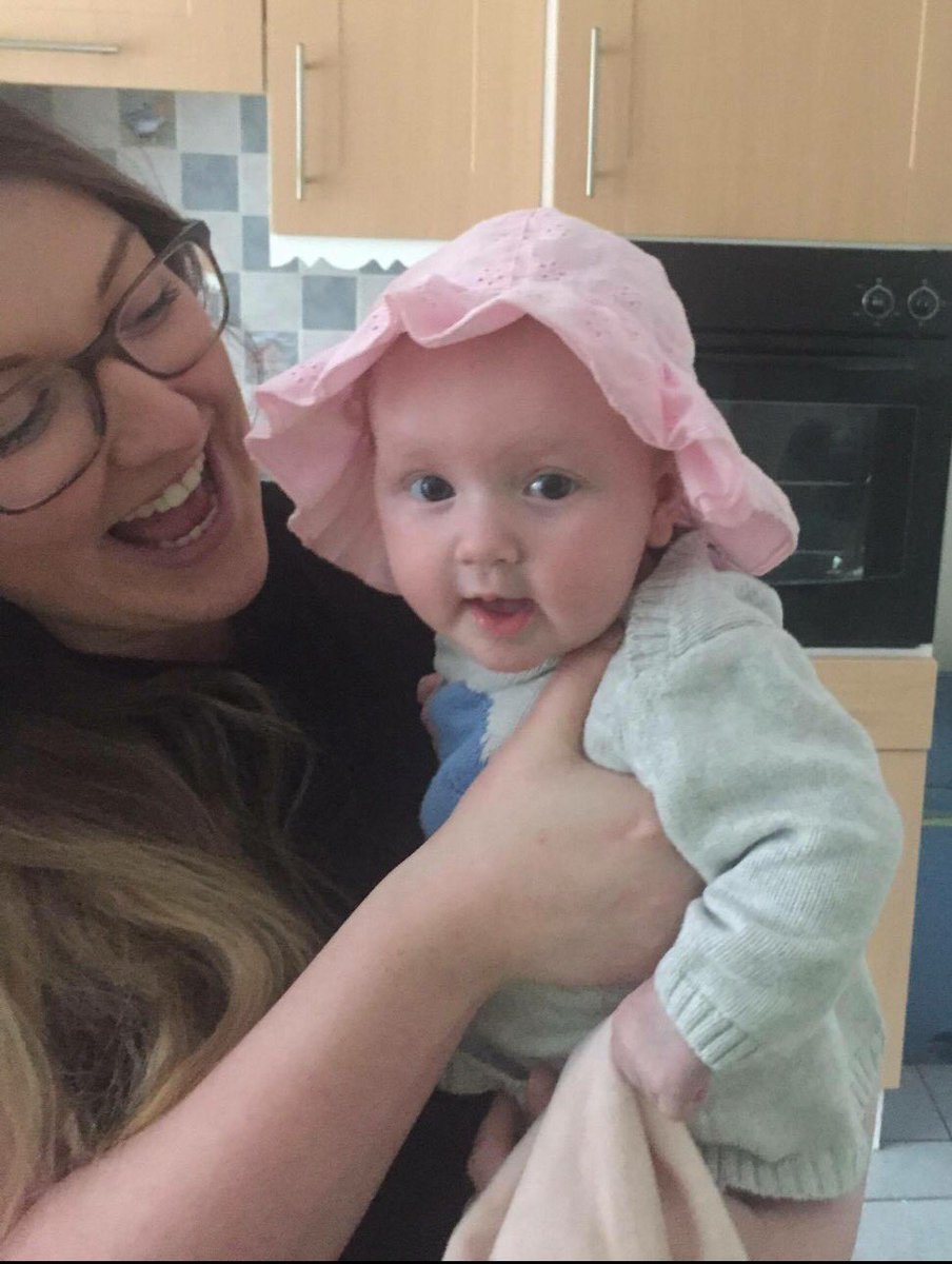 SamCurley's tweet image. Eden's beach ready 💁🏼😂