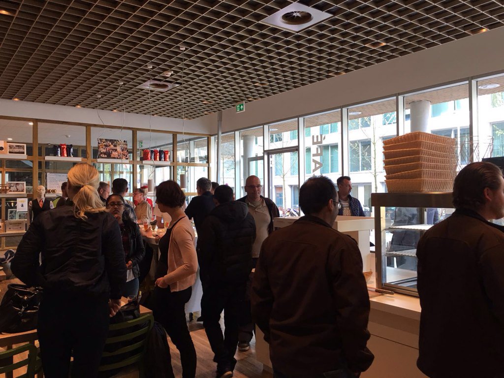 DirkTessels's tweet image. @hubertusberkhof bedankt voor de gezellige &amp;amp; geslaagde #personeelsbijeenkomst van @Breedveld_Tech in grand café