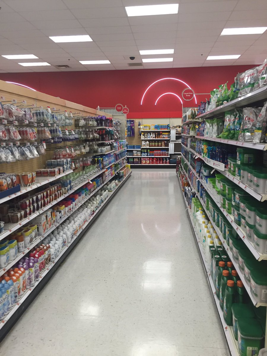 PaulMatthewsAP's tweet photo. T2173 Abington, MA is ready for a big sales weekend! #G497 #sales #shortage @samshah21 @JimHogan23 @RichardTruchon https://t.co/ZnIR5TD28V